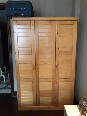 全實(shí)木衣柜無甲醛質(zhì)量好低價(jià)轉(zhuǎn)