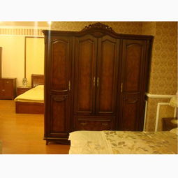 淺析渥爾夫歐式實木衣柜的設(shè)計美學(xué)與實用價值